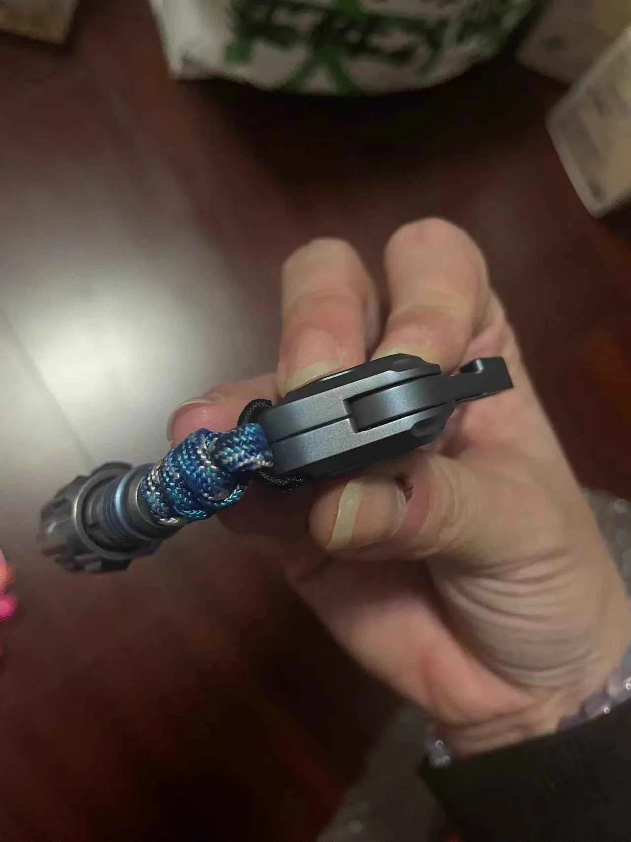 POP Throwing Card Ti+Bl