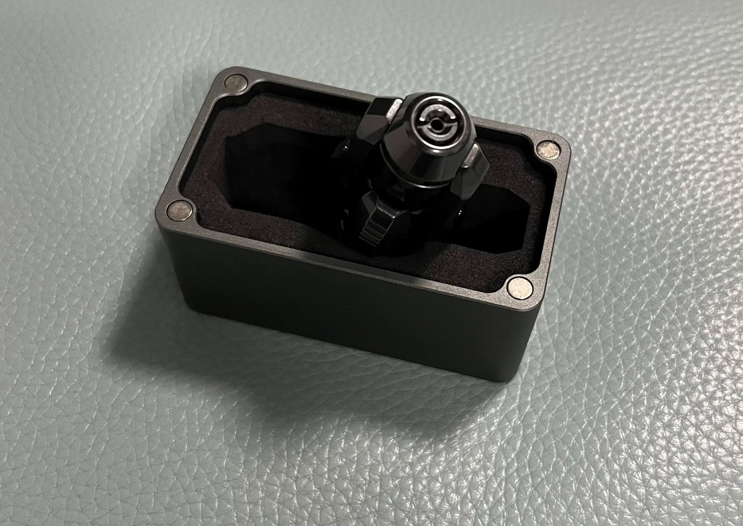 Lazer Crystalized Zirconium