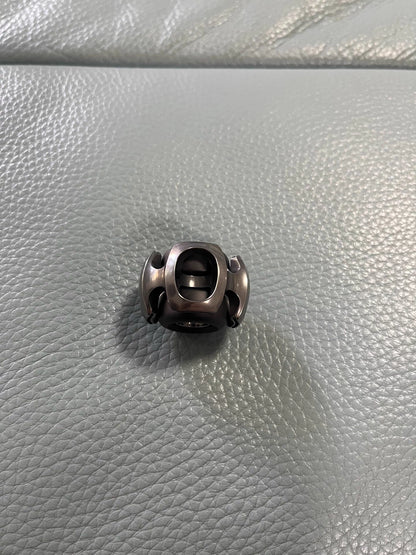 Noiz Stainless Steel