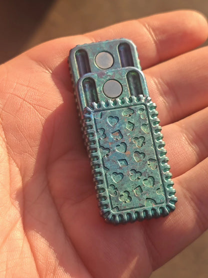 Biscuit Titanium