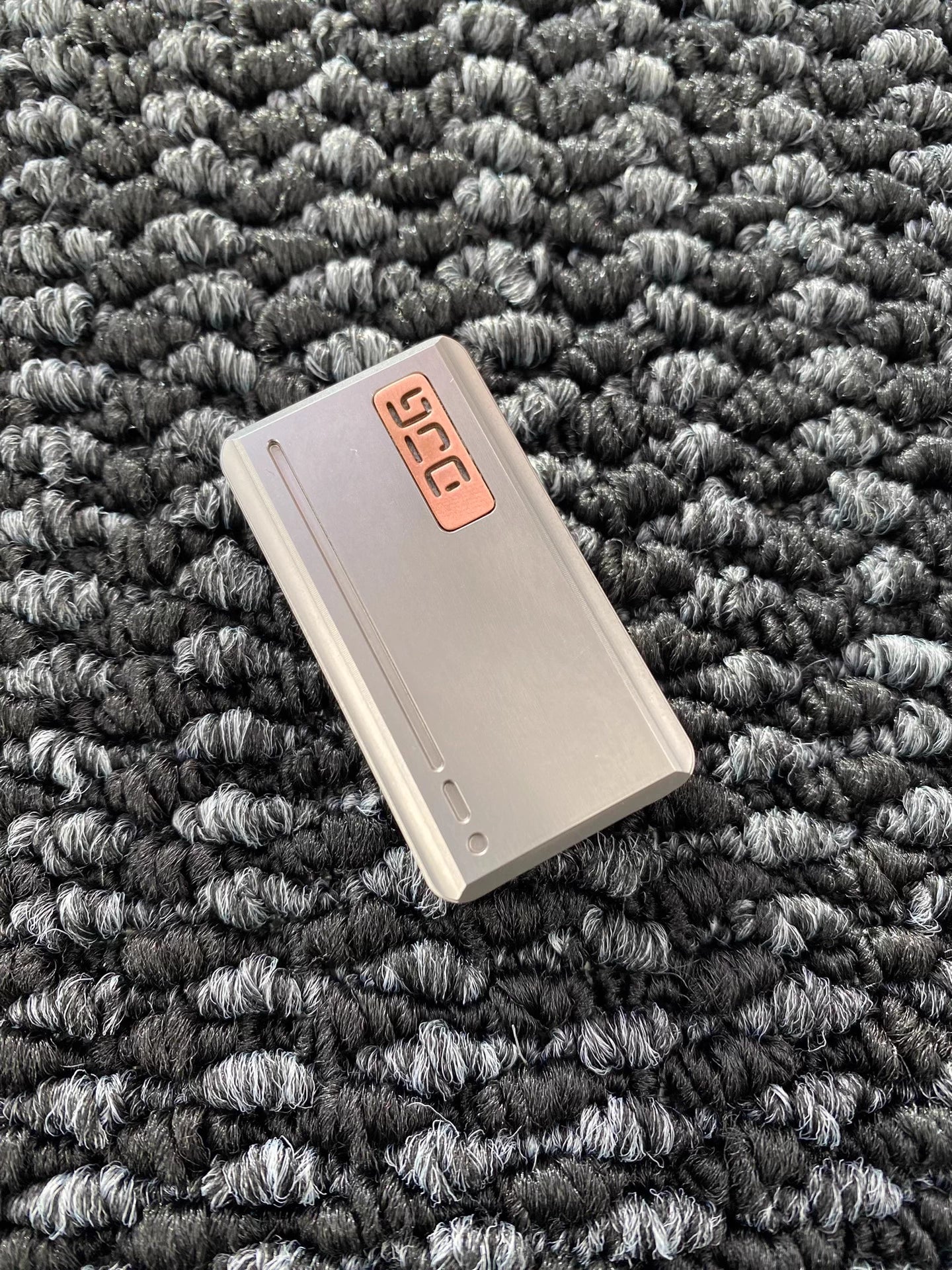 DRIVE Slider Titanium