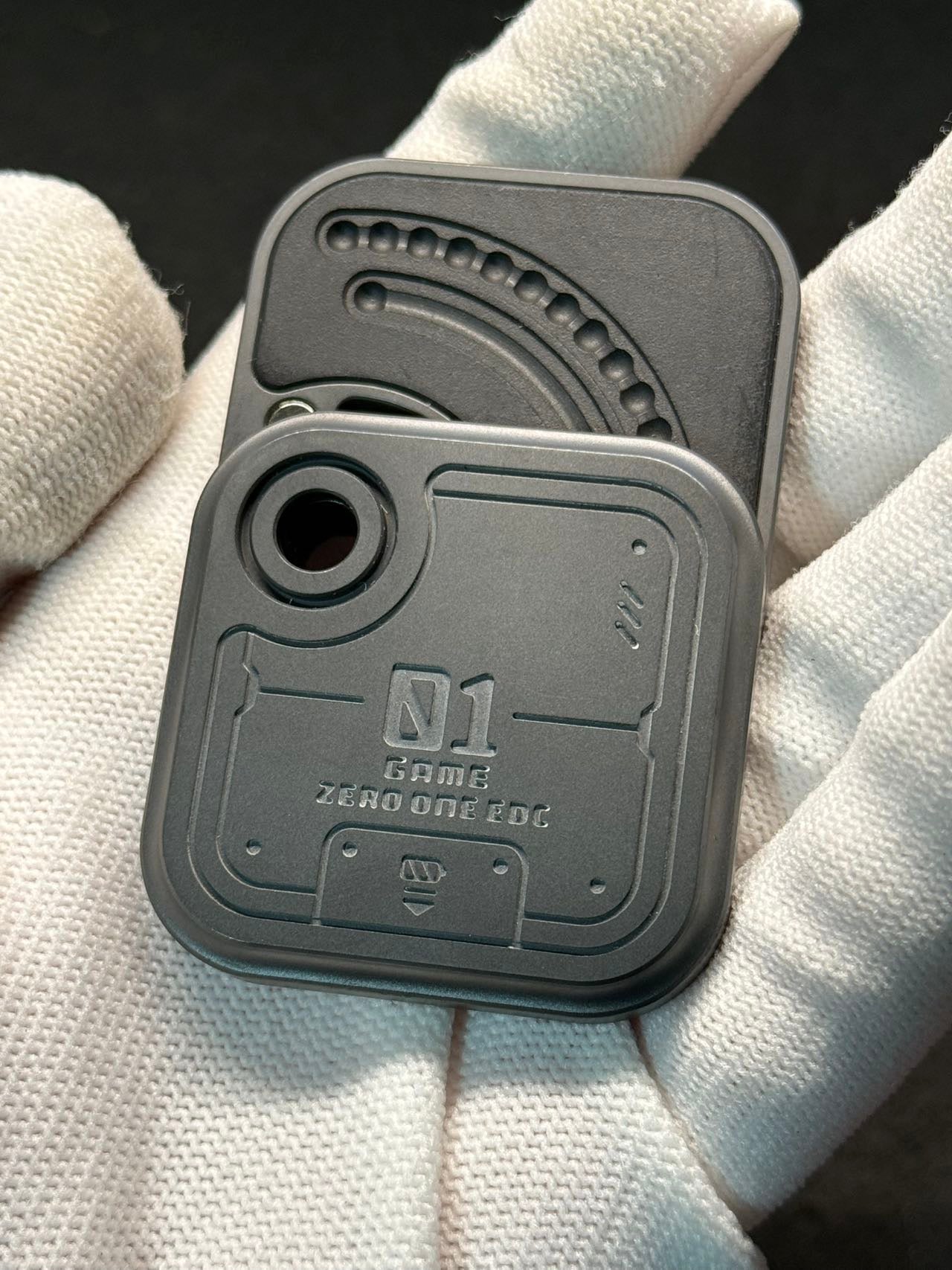 MAZE BLOCK Zirconium Stainless Steel