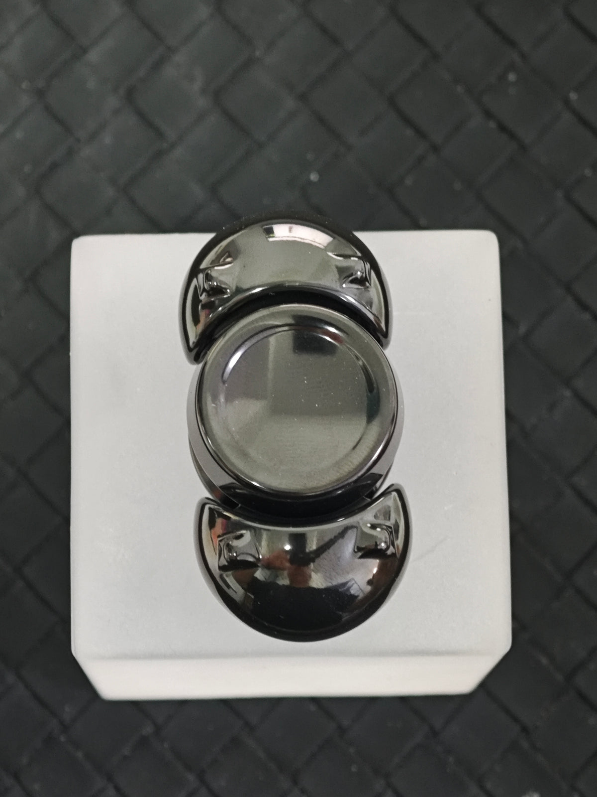 Kitty Zirconium Polished