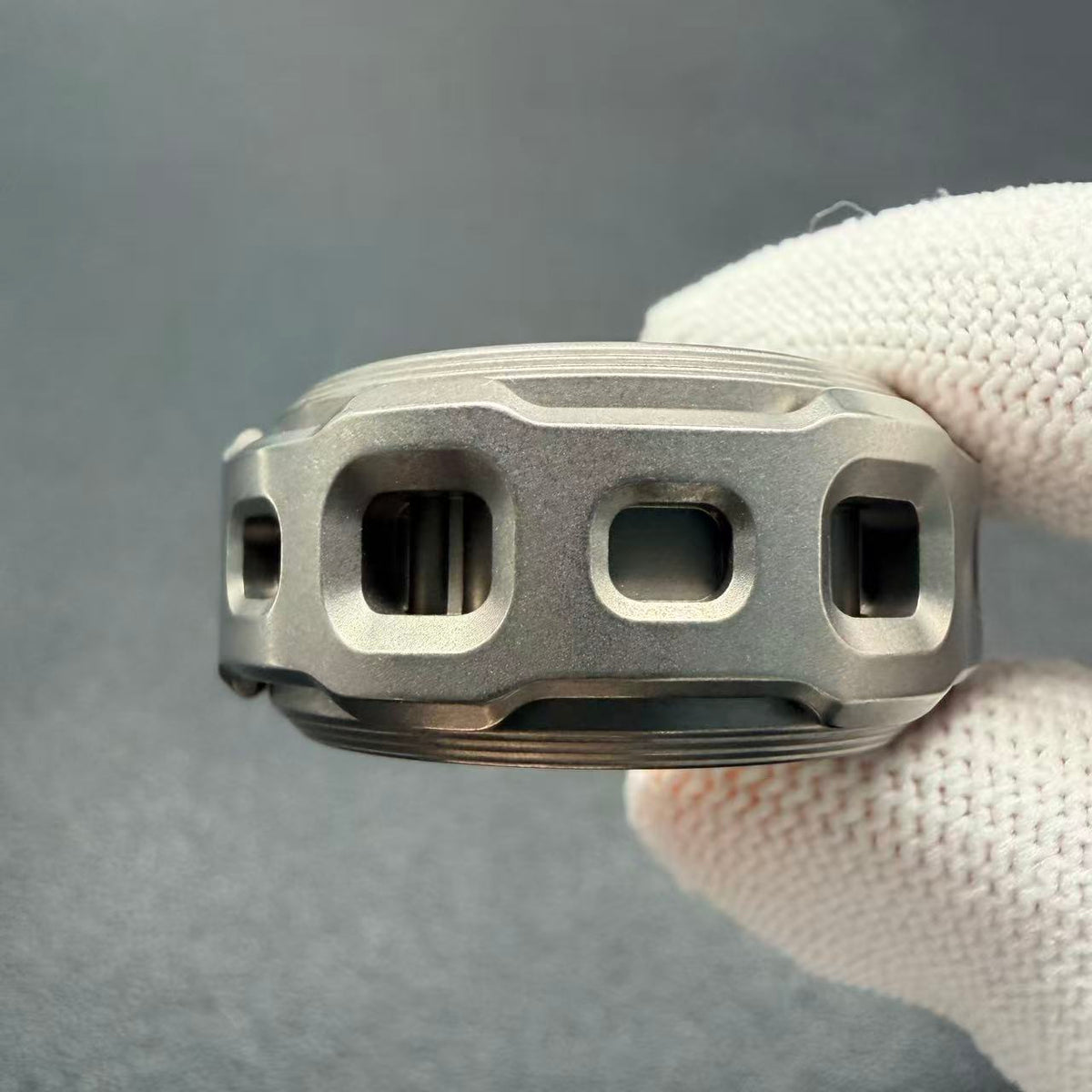 Shadow Raider Ratchet Titanium Stonewashed