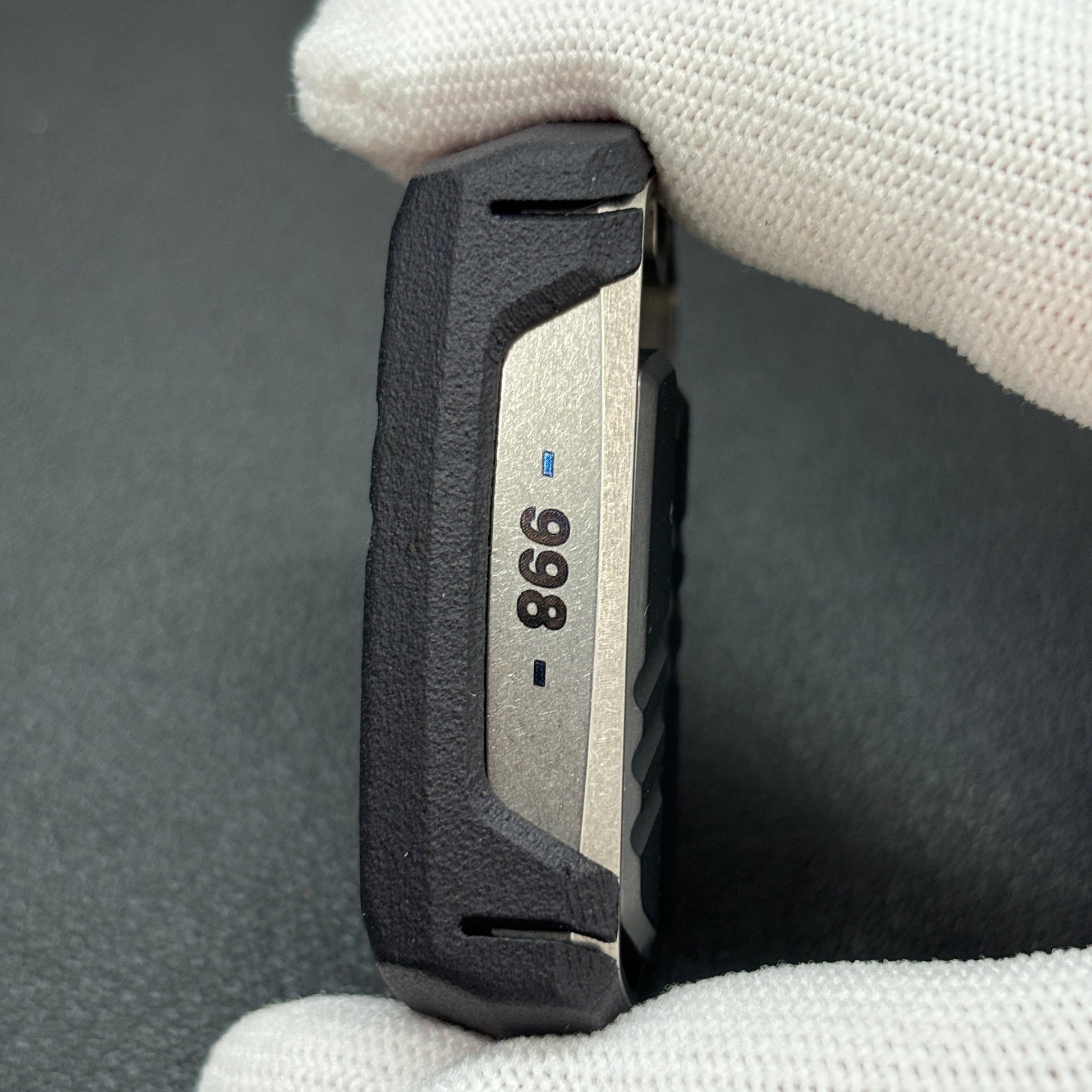 Thousand machines Titanium Zirconium