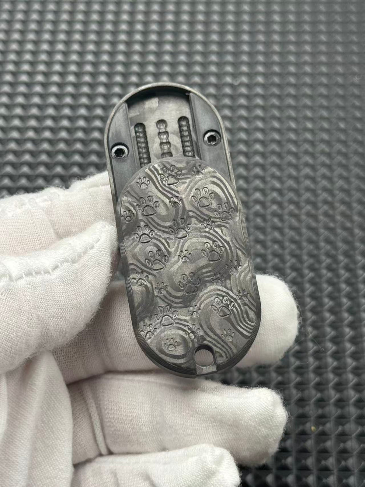 F2 Carbon Damascus