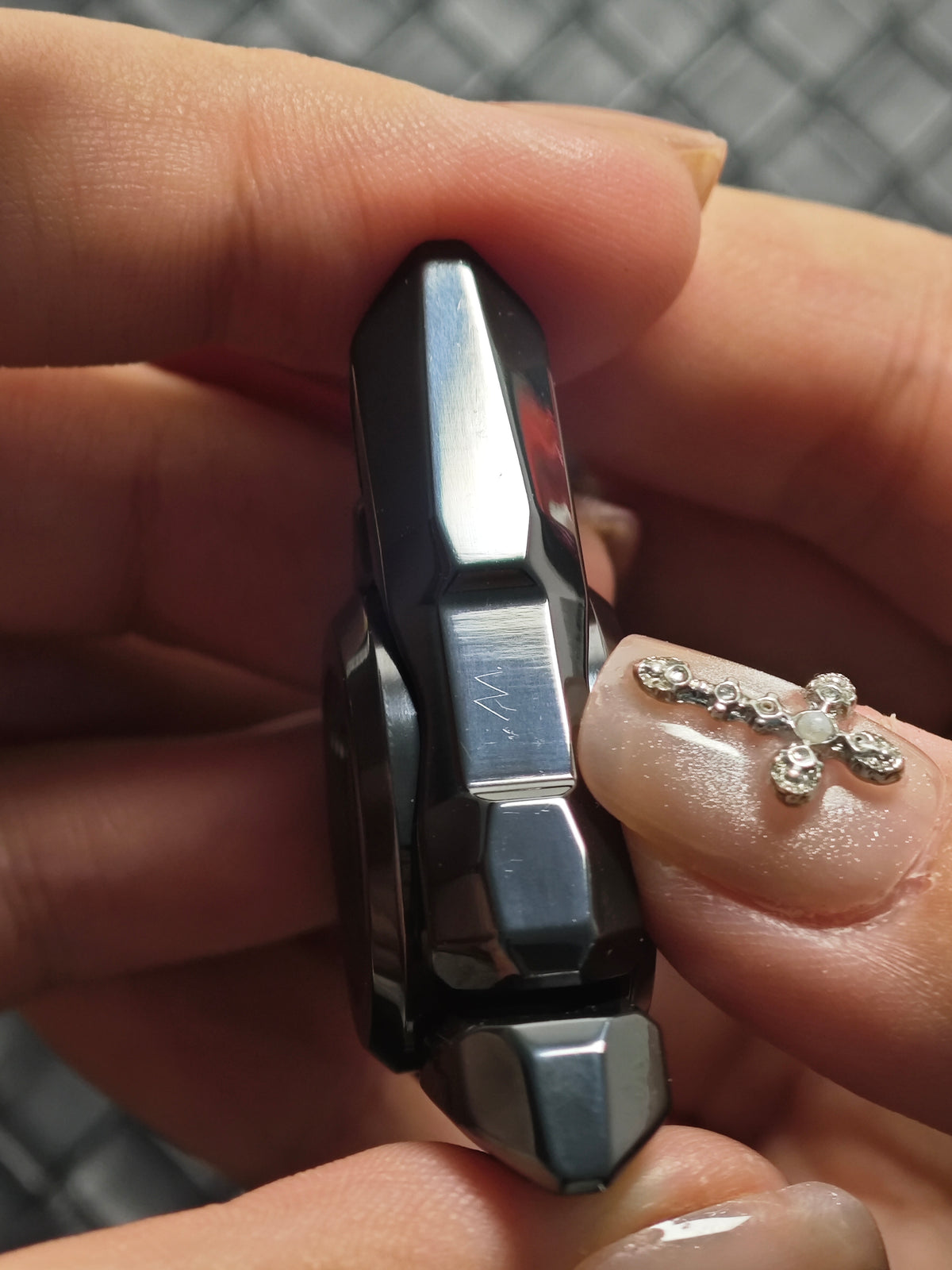 Tri Body Zirconium