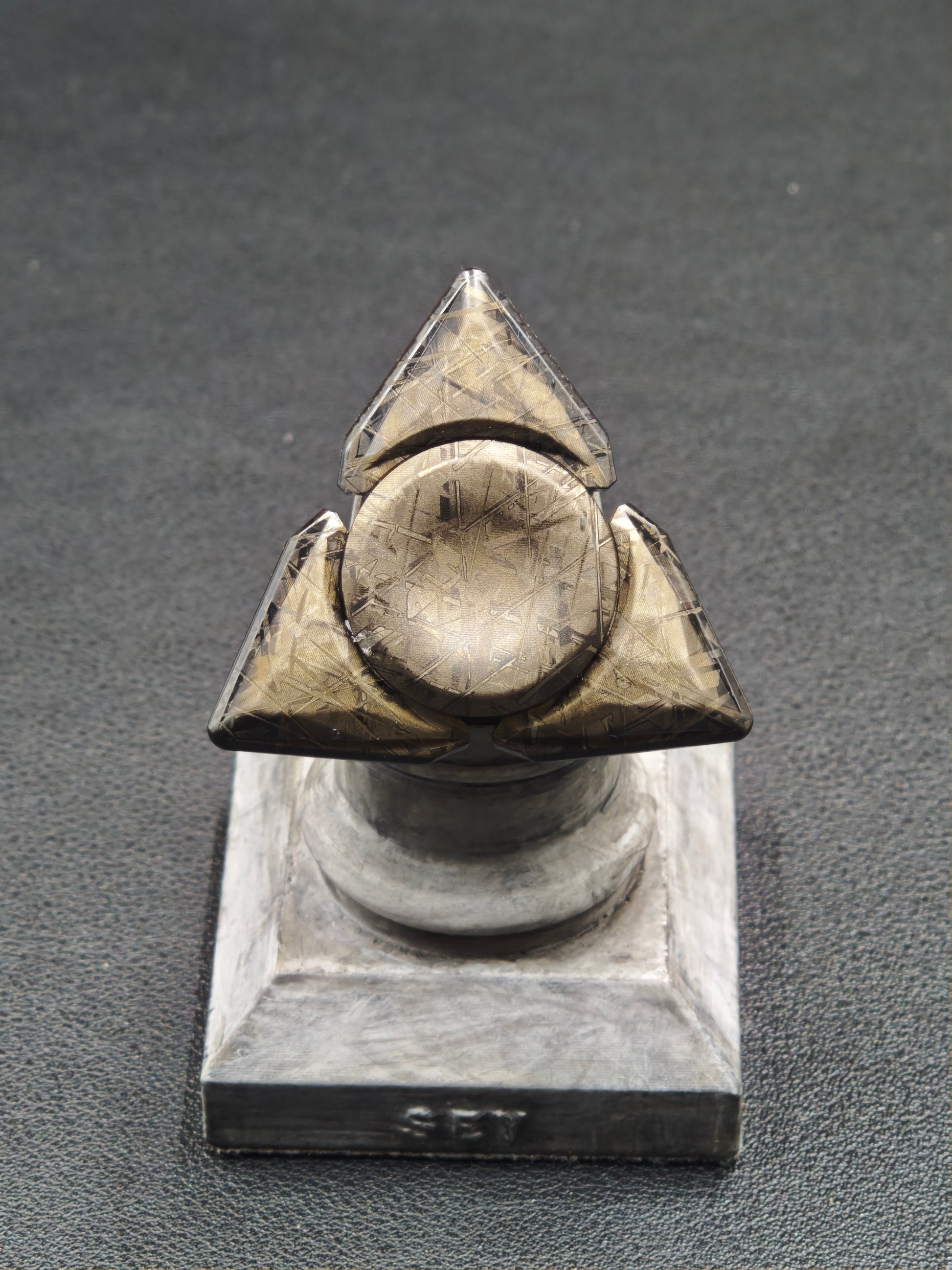 Prism Bearing Cap Zirconium Limited 5