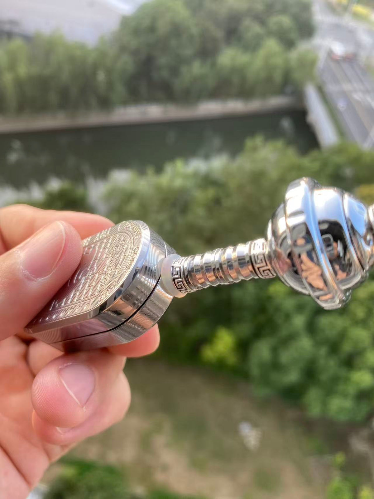 F2 Damasteel