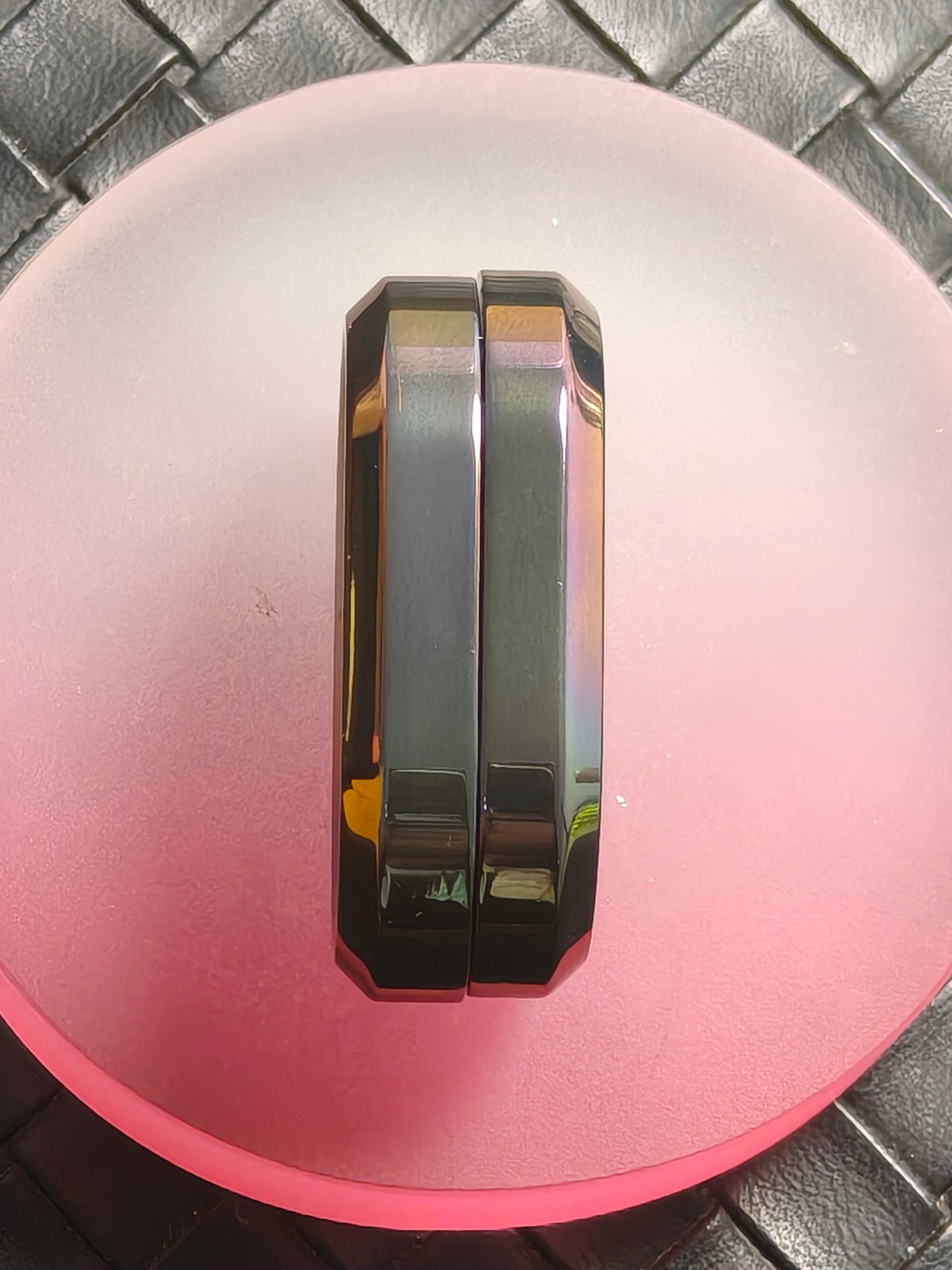 Nado Zirconium Oil Slick