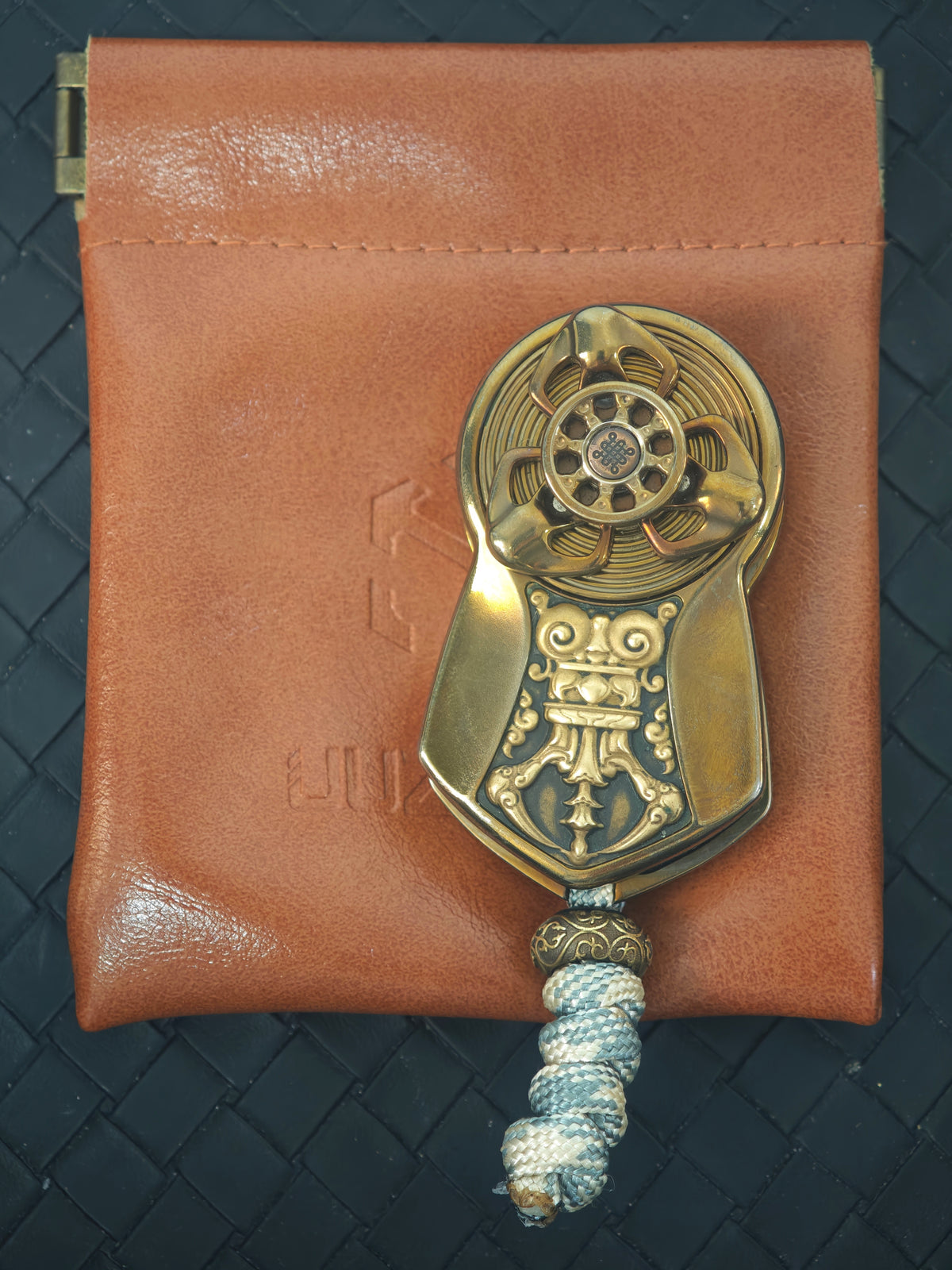 Demon Subduing Toga Tangcao Pattern Titanium