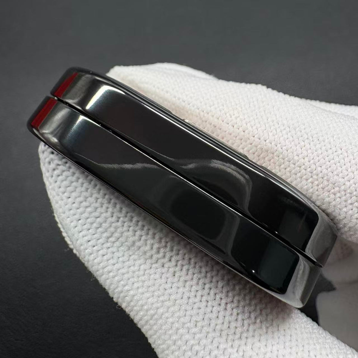 Groove Zirconium