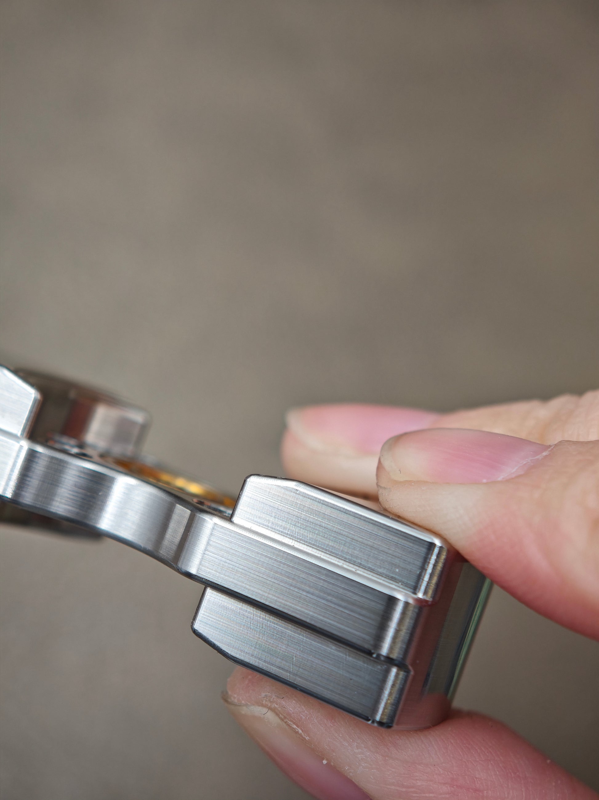 Moon M2 Stainless Steel