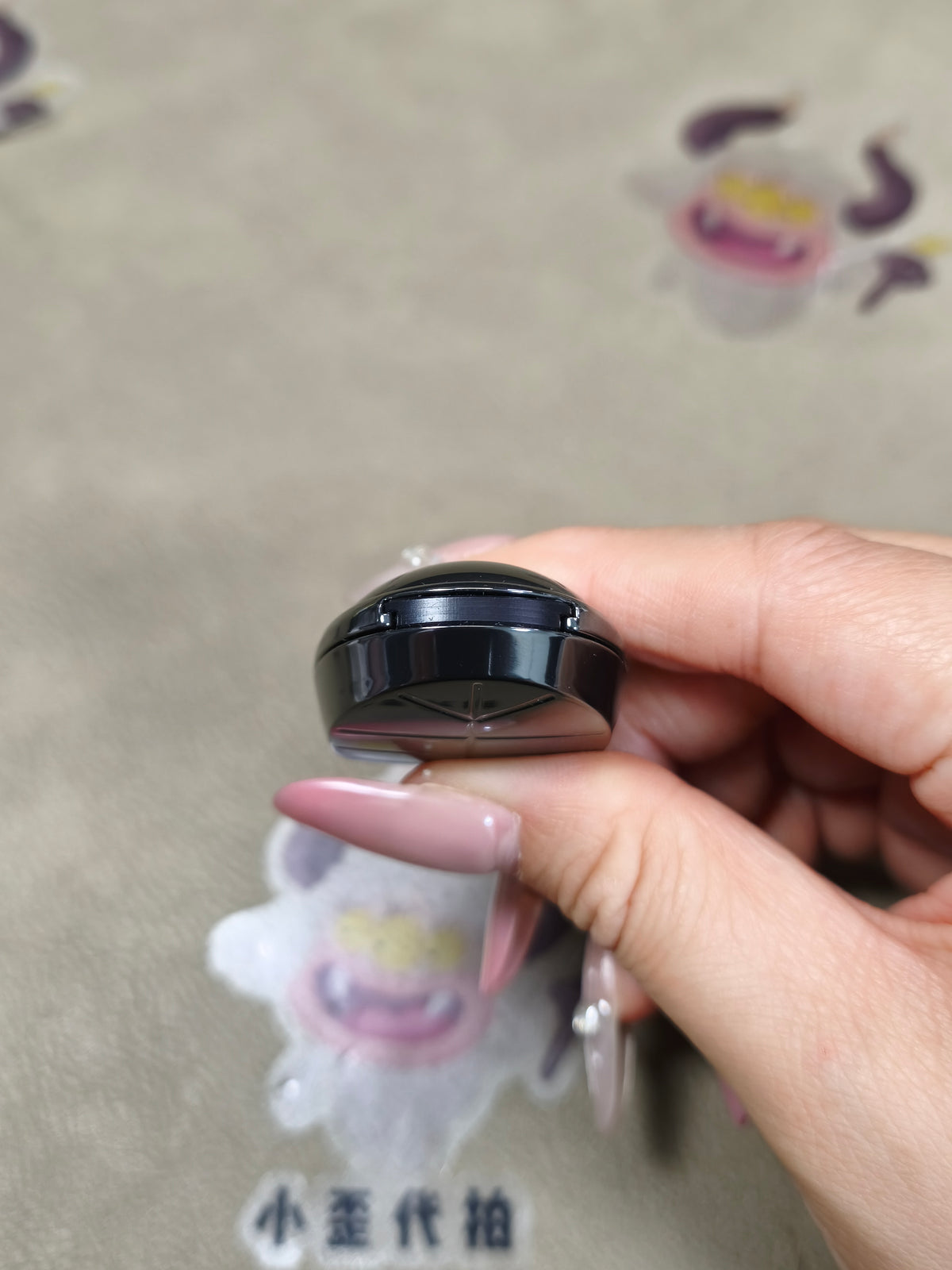 Jingle Beetle Zirconium Polished