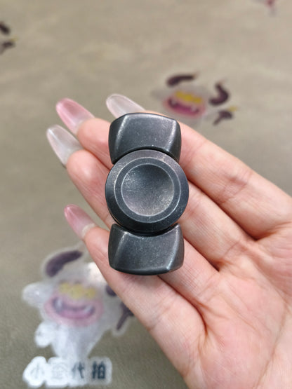 Zhen Stainless Steel Distressed
