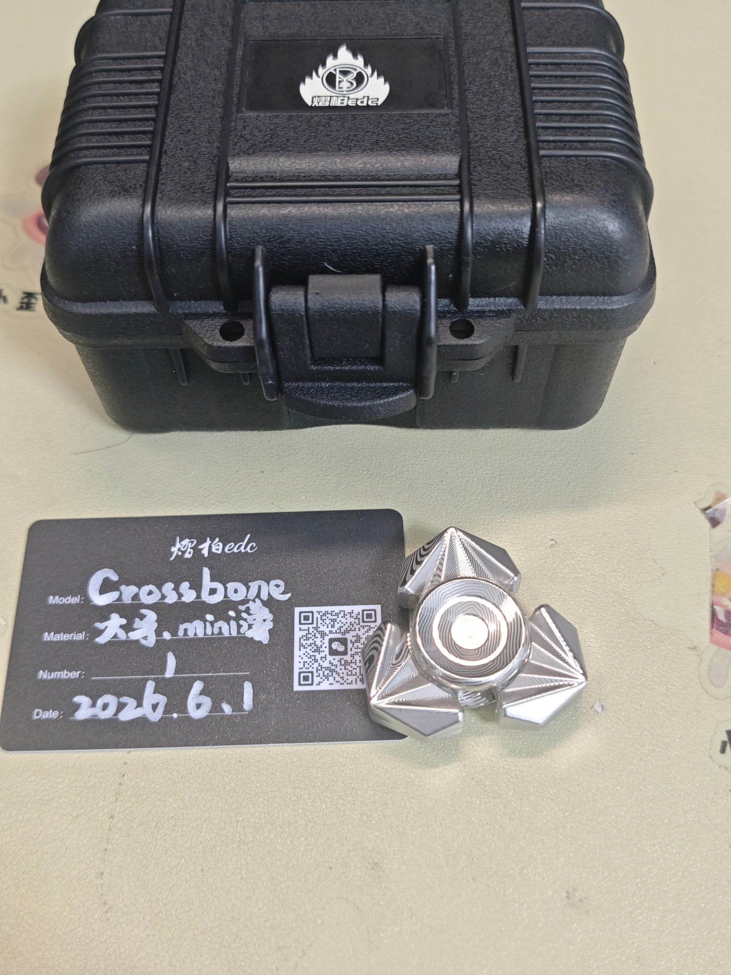 Tri Leaf Crossbone Damasteel