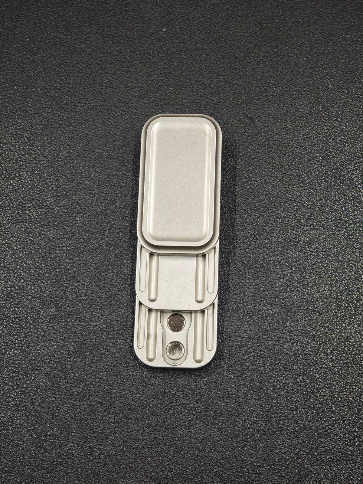 Magnet Feel Stainless Steel Stonewashed