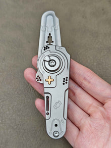 Dimension Slash Pry Bar Titanium
