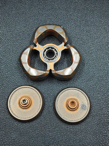 Twin Leaf Moonlight Superconductor