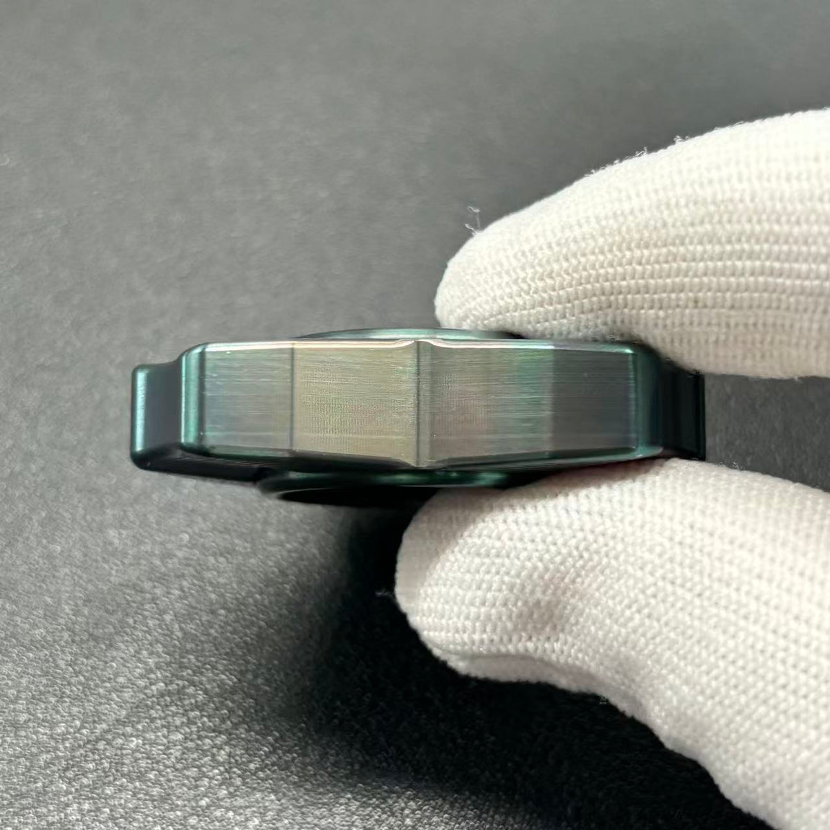 Mama Boat Zirconium Oil Slick