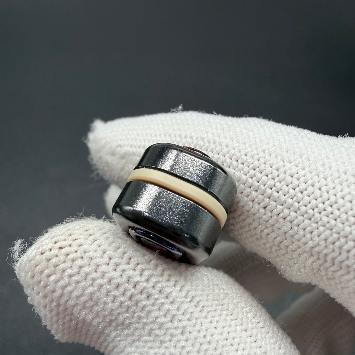 Snake Zirconium