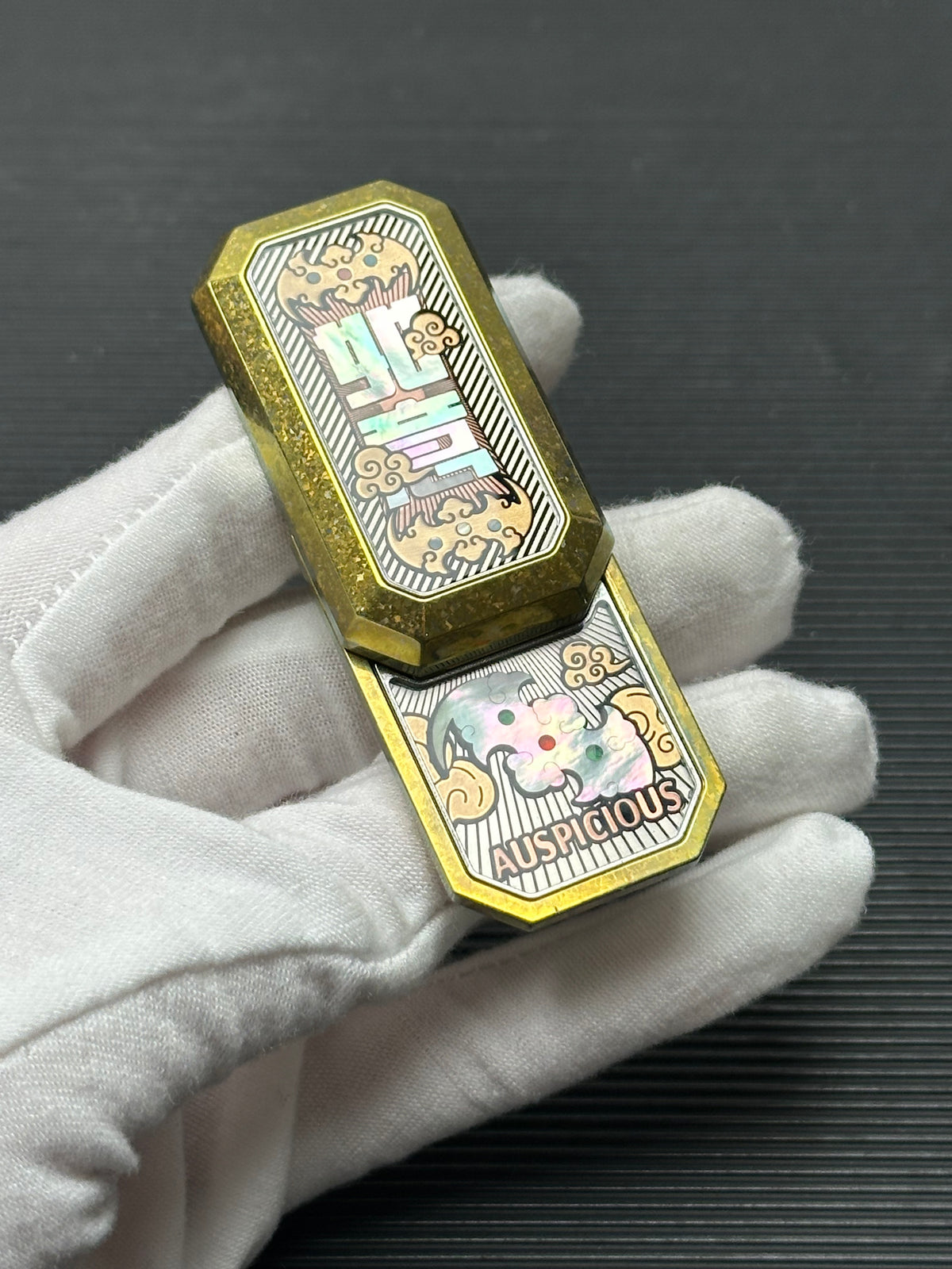 Yao Crystallized Titanium Resin-Sealed