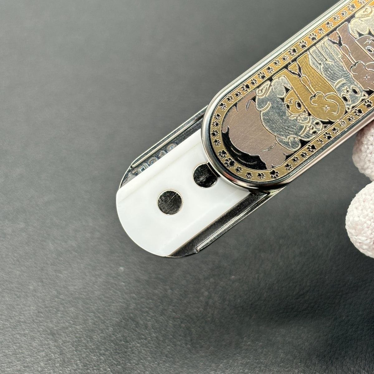Ming Yin Titanium Engraved