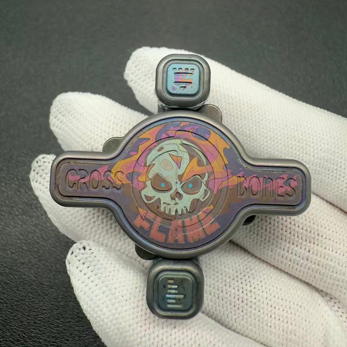 Cross Bones r Titanium