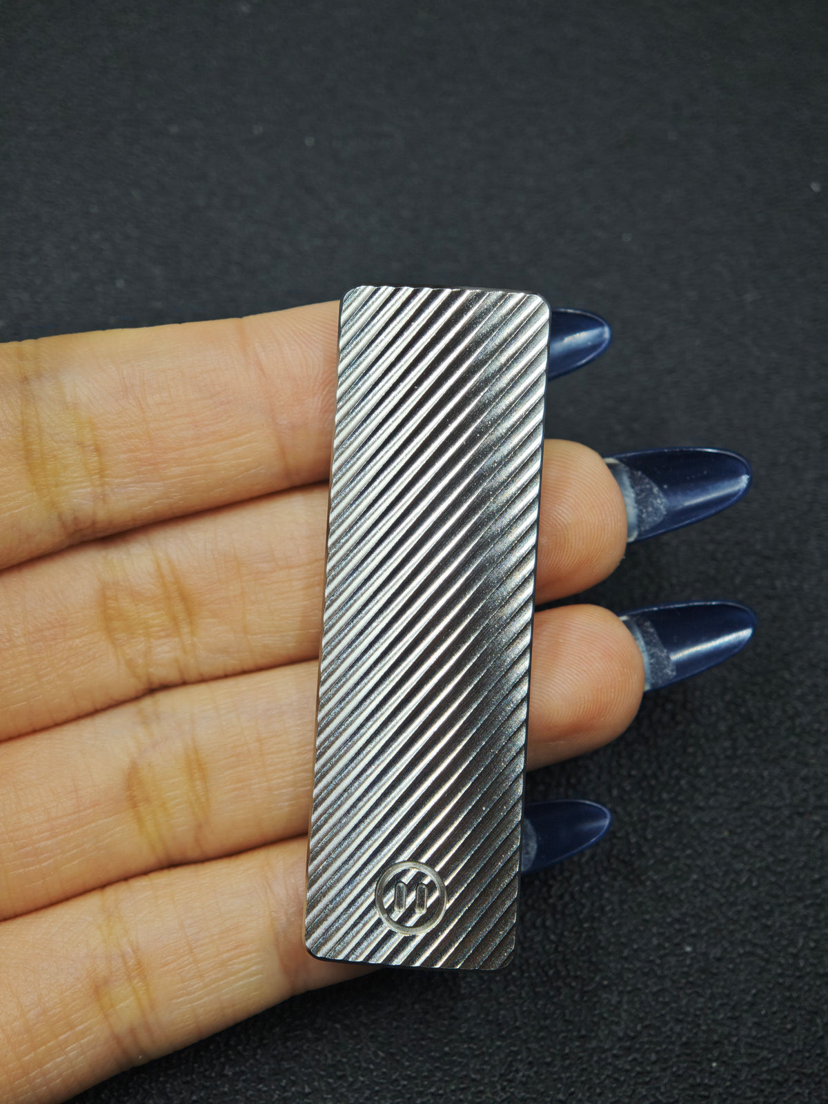Ji Li Titanium