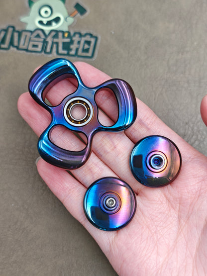 Three-Leaf Horizon Zirconium Oil Slick