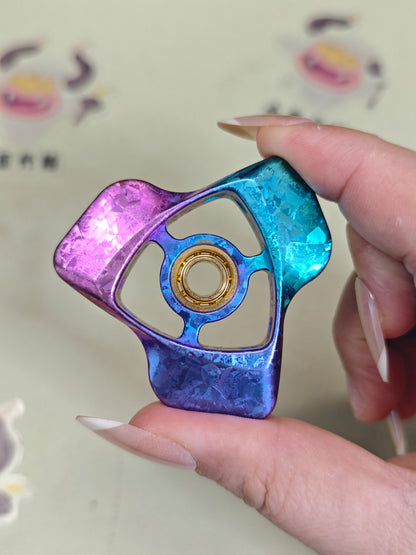 Phantom Dual Leaf Crystallized Titanium