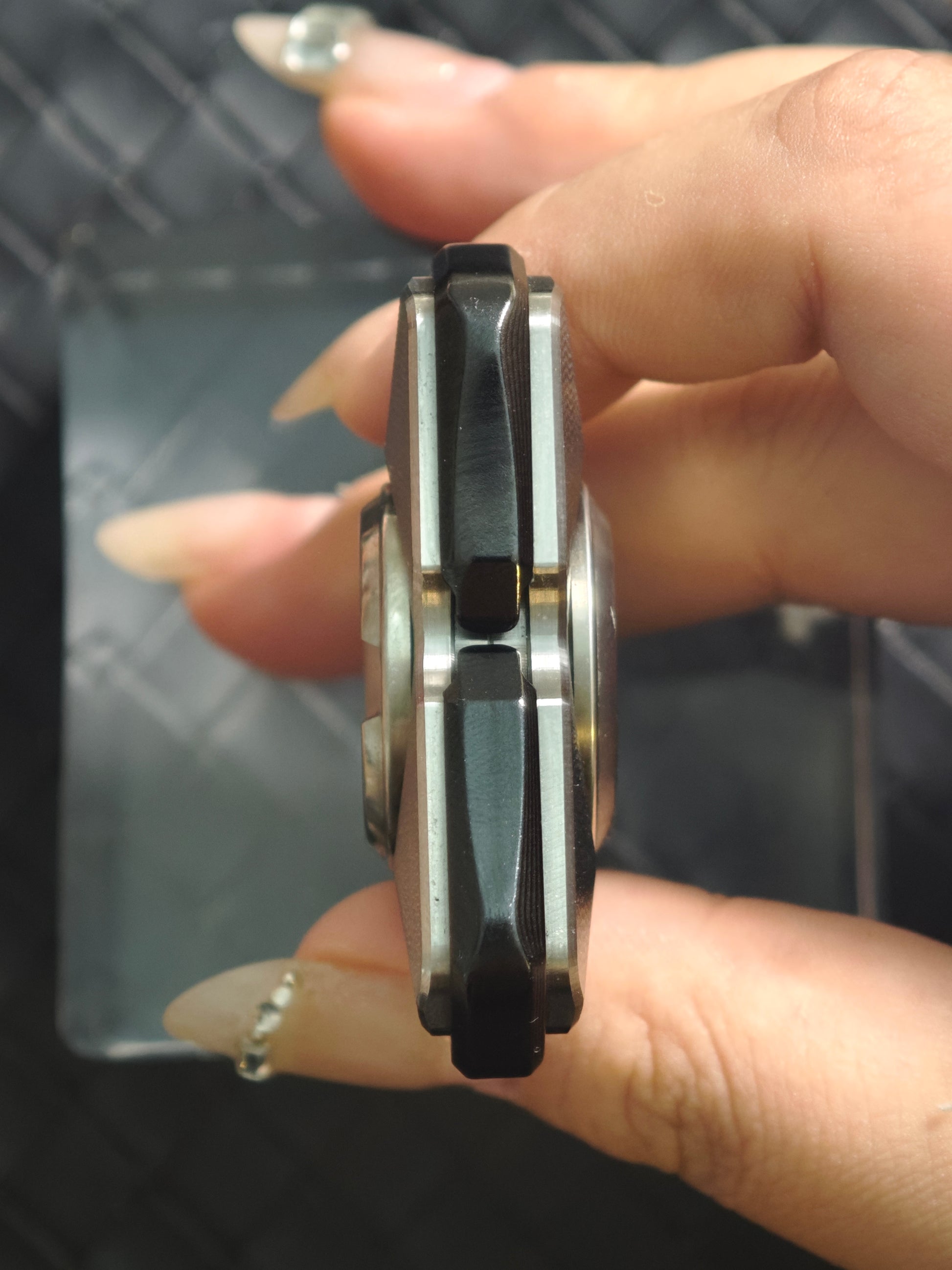 Qs Tungsten Titanium