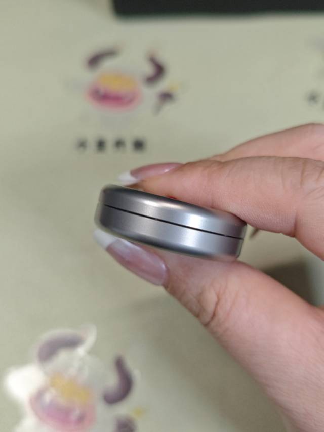 Joker Noise Milk Cap Spring Press Bead Titanium