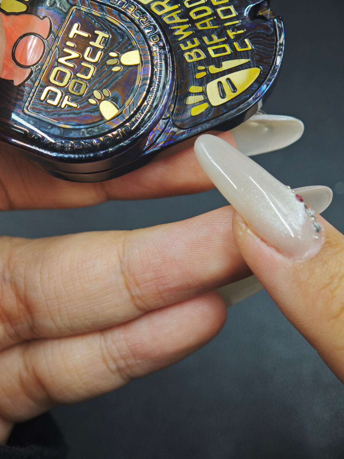Groove Zircuti Resin-Sealed