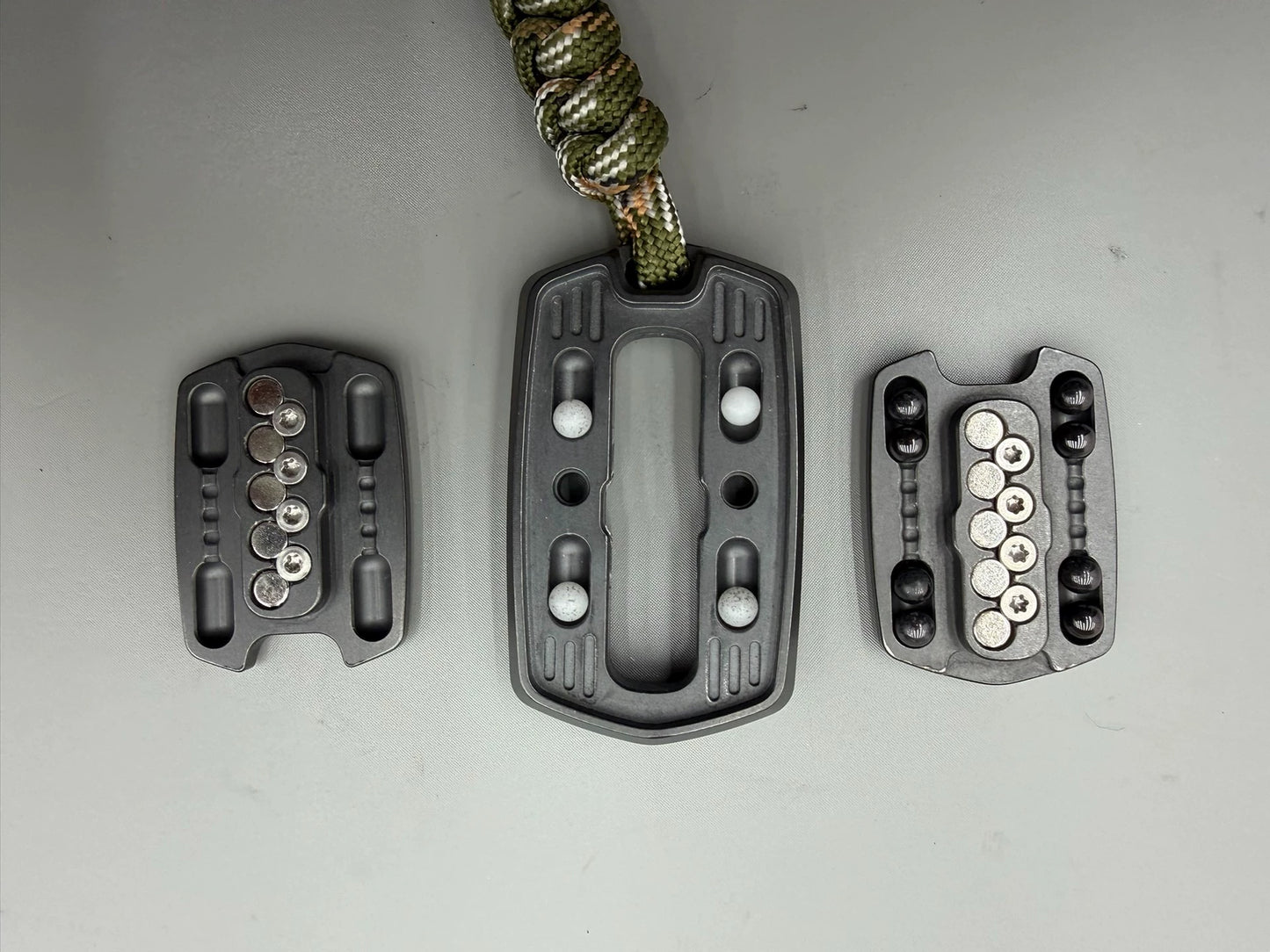 Thousand machines Zirconium