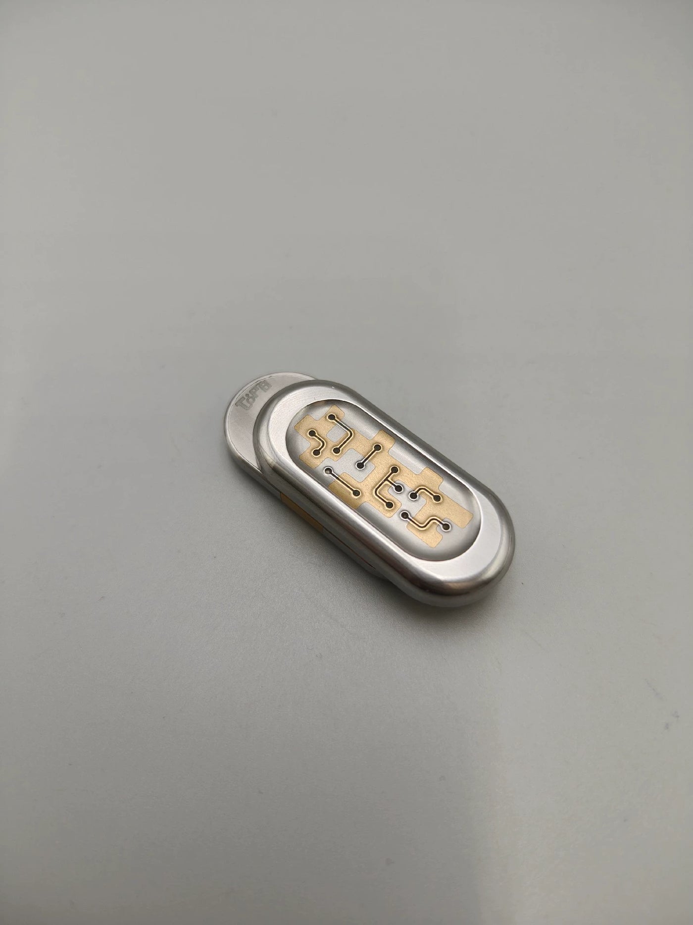 Top-B Electrode