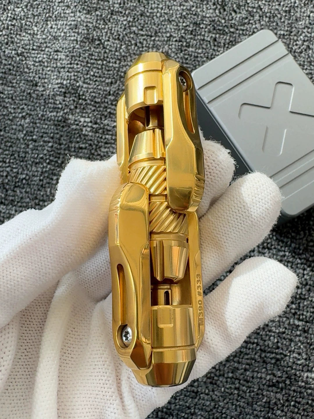 Lazer Crystalized Stainless Steel