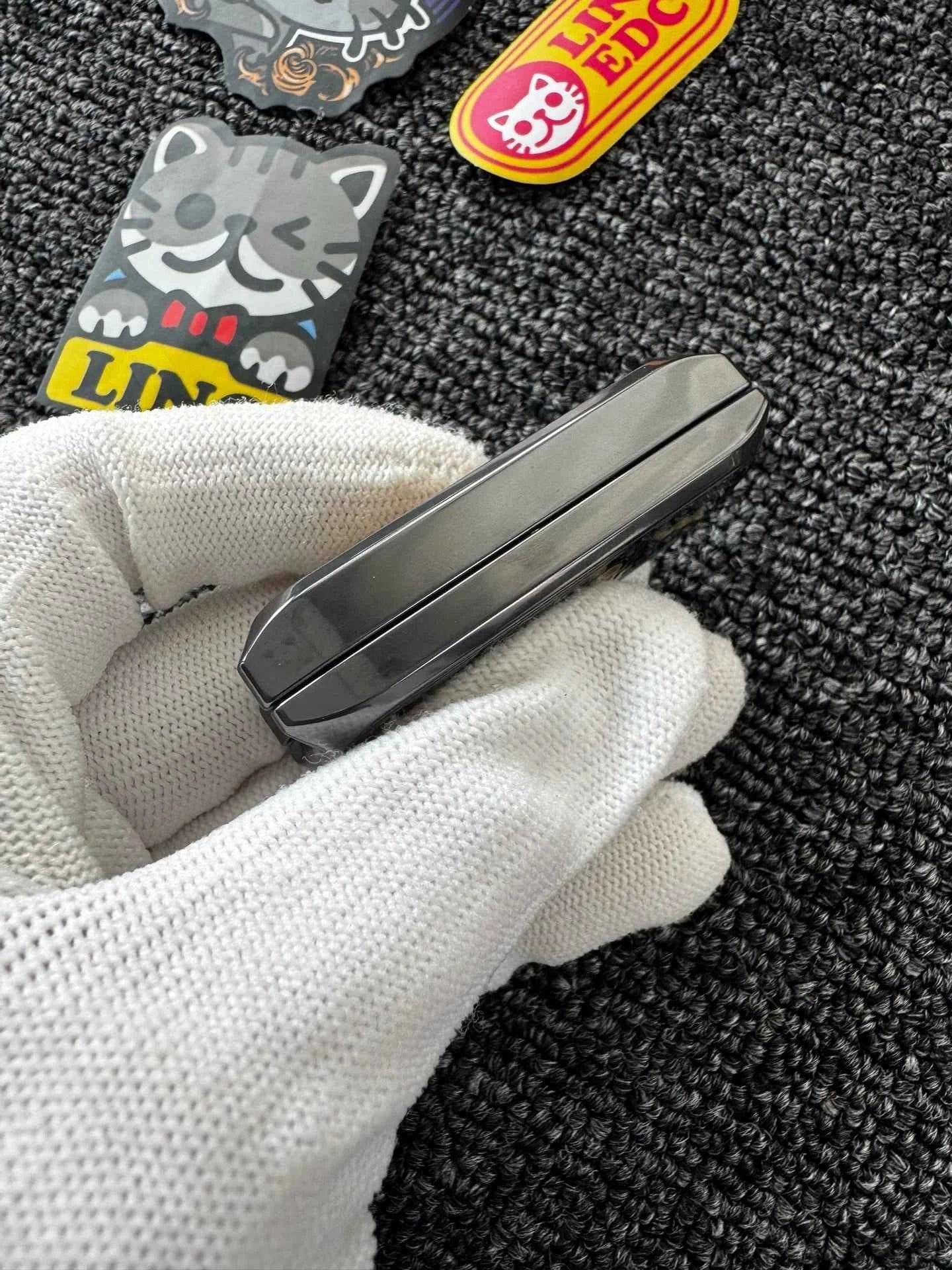 LIMBO Mechanical Zirconium