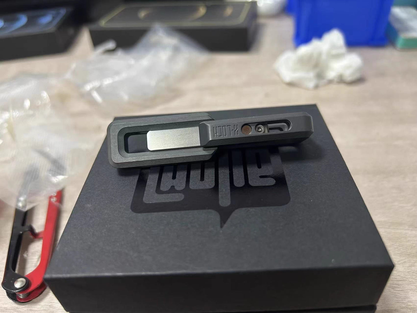 X Lock 2.0 Zirconium
