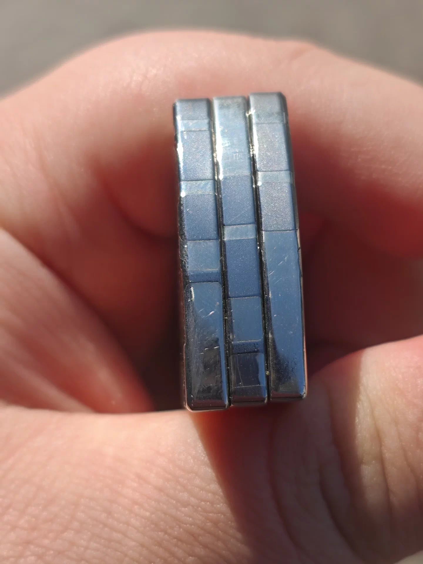 Wanderer Fan Superconductor