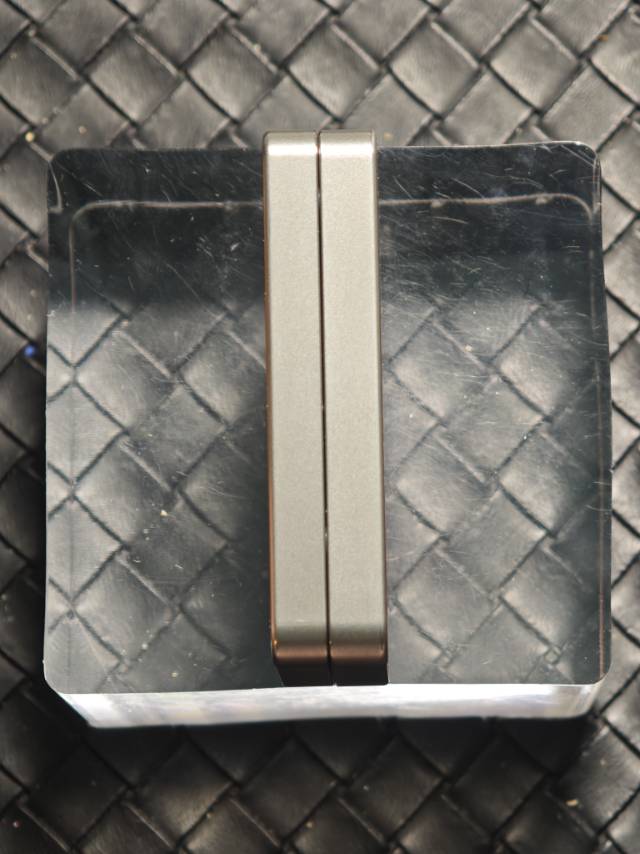 Mini Brick Titanium