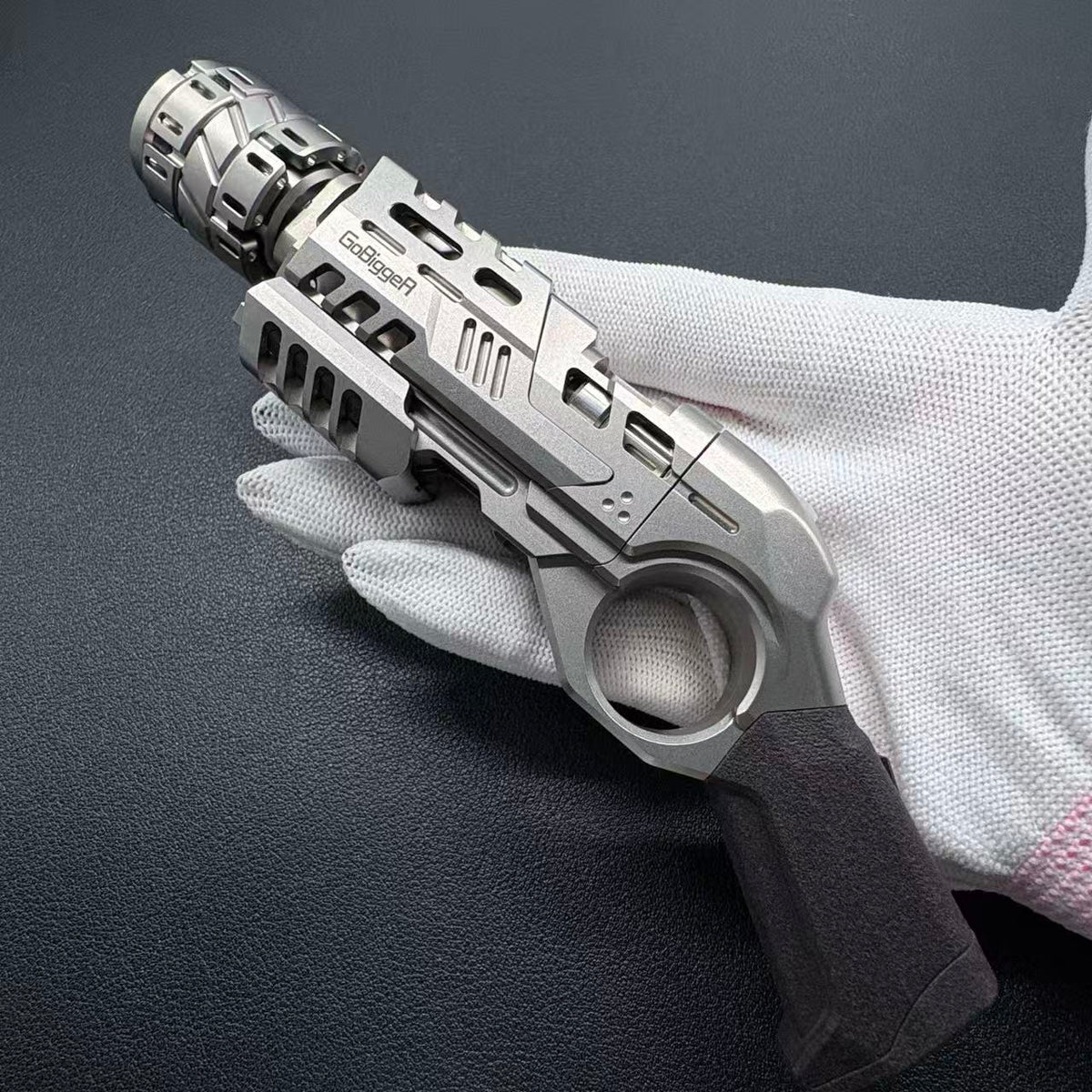 Punnk Titanium