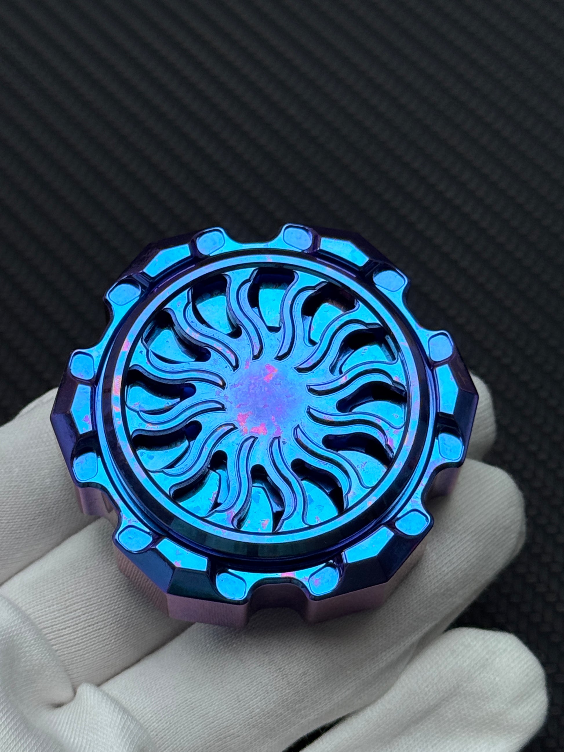 Engine Max Crystallized Titanium