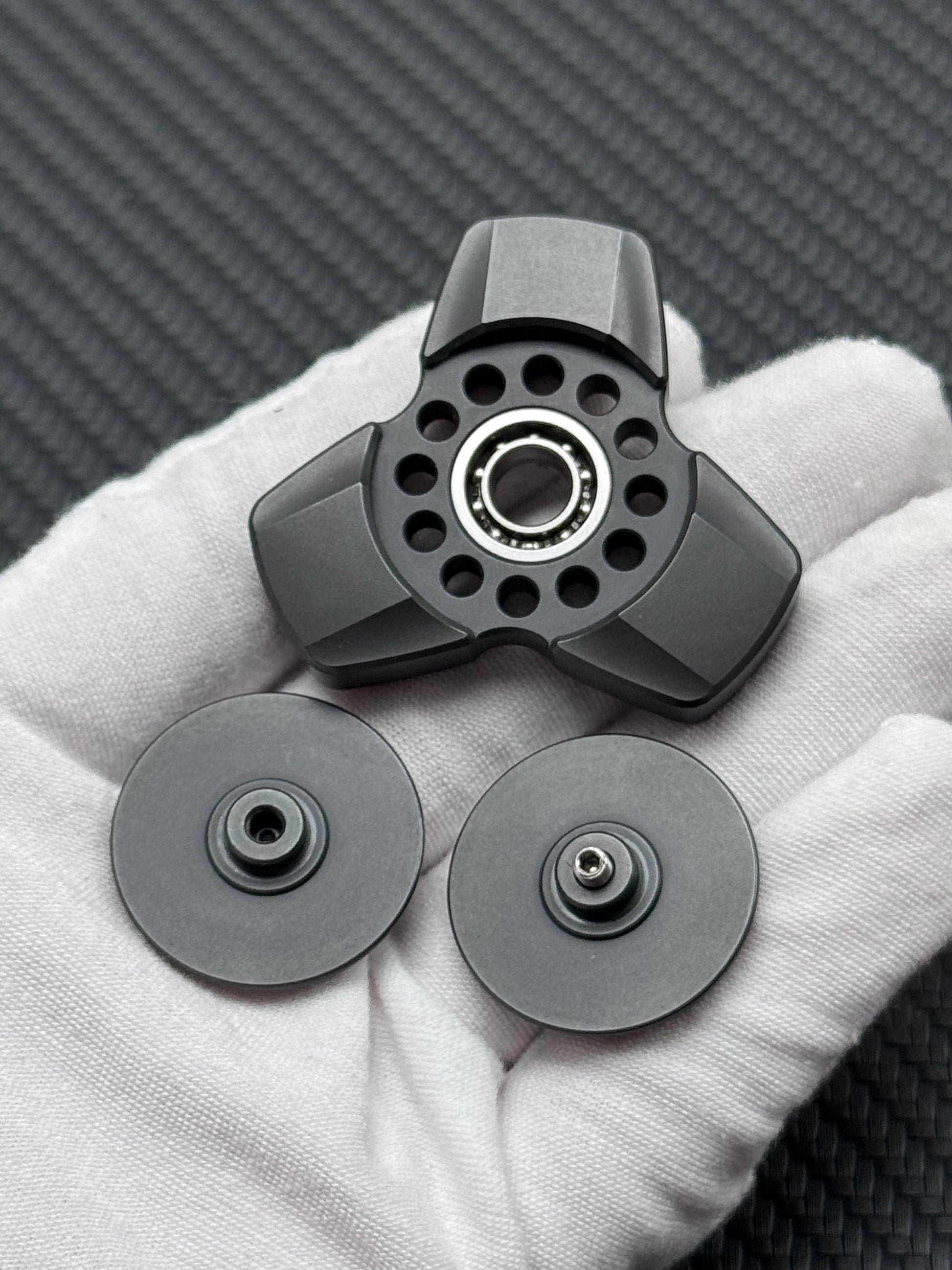 Gentle Breeze Bearing Cap Zirconium
