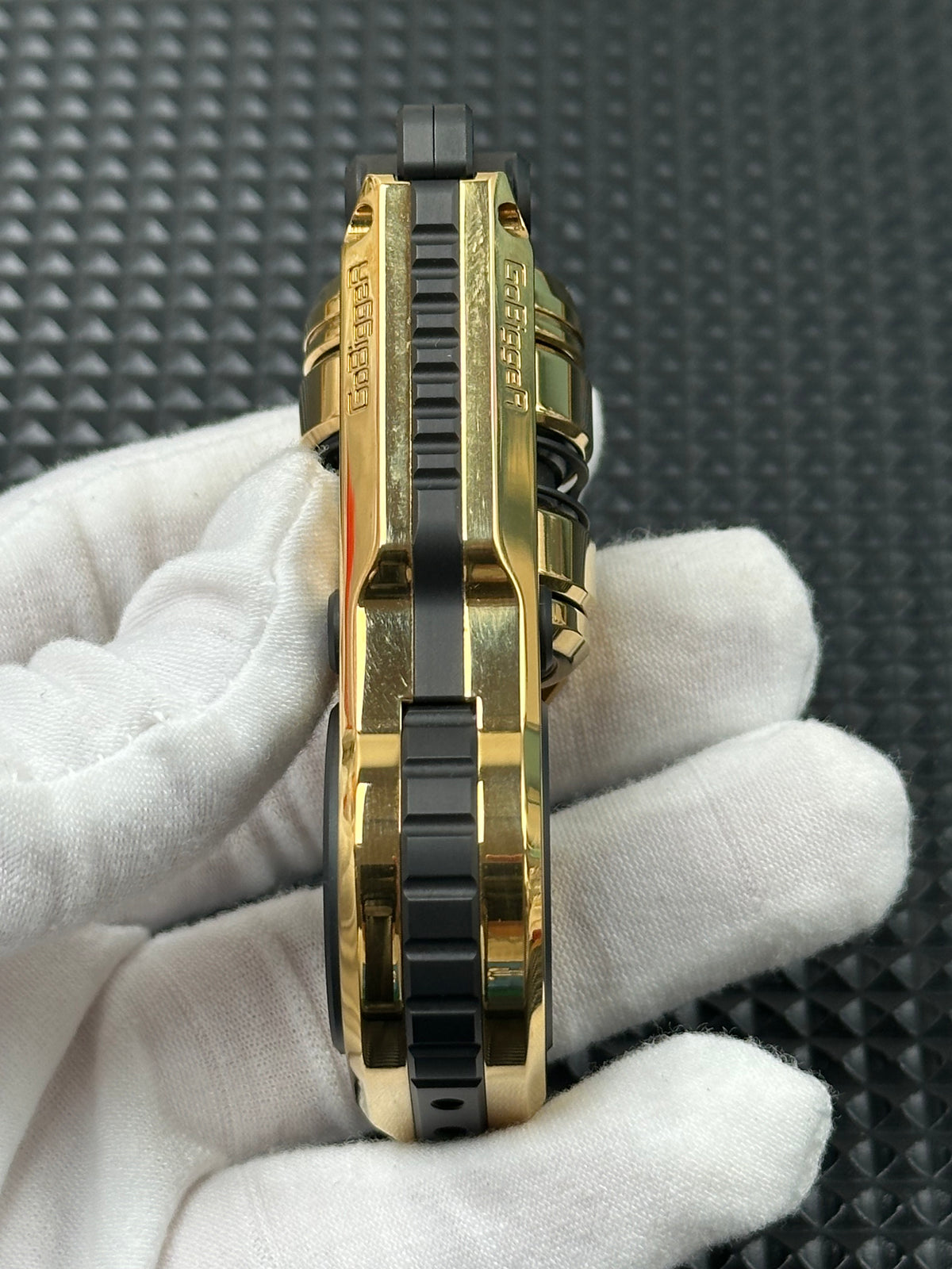 Sinian Titanium Gold Plated