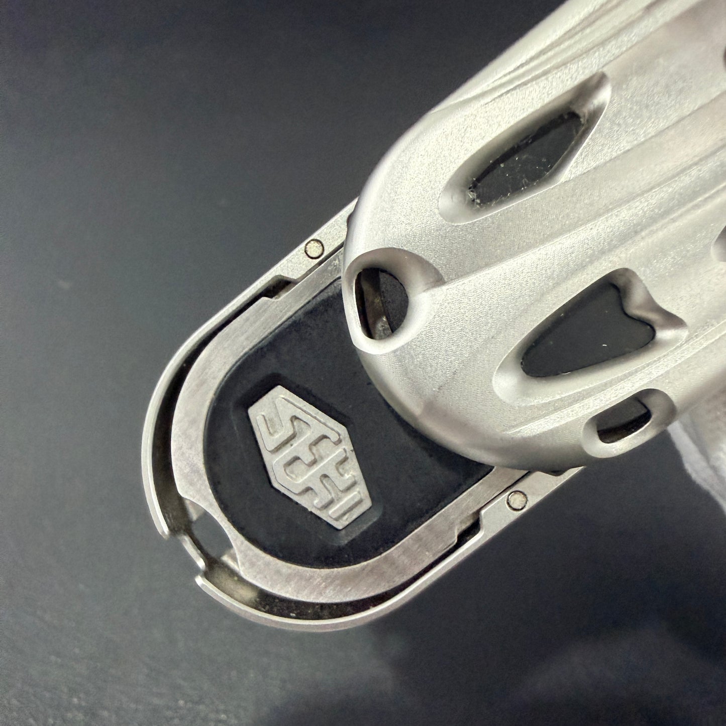 Lag Stainless Steel