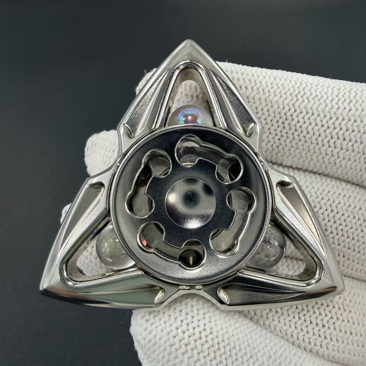 Lazeta Stainless Steel