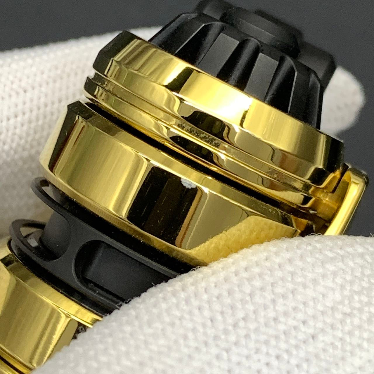Sinian Titanium Gold Plated