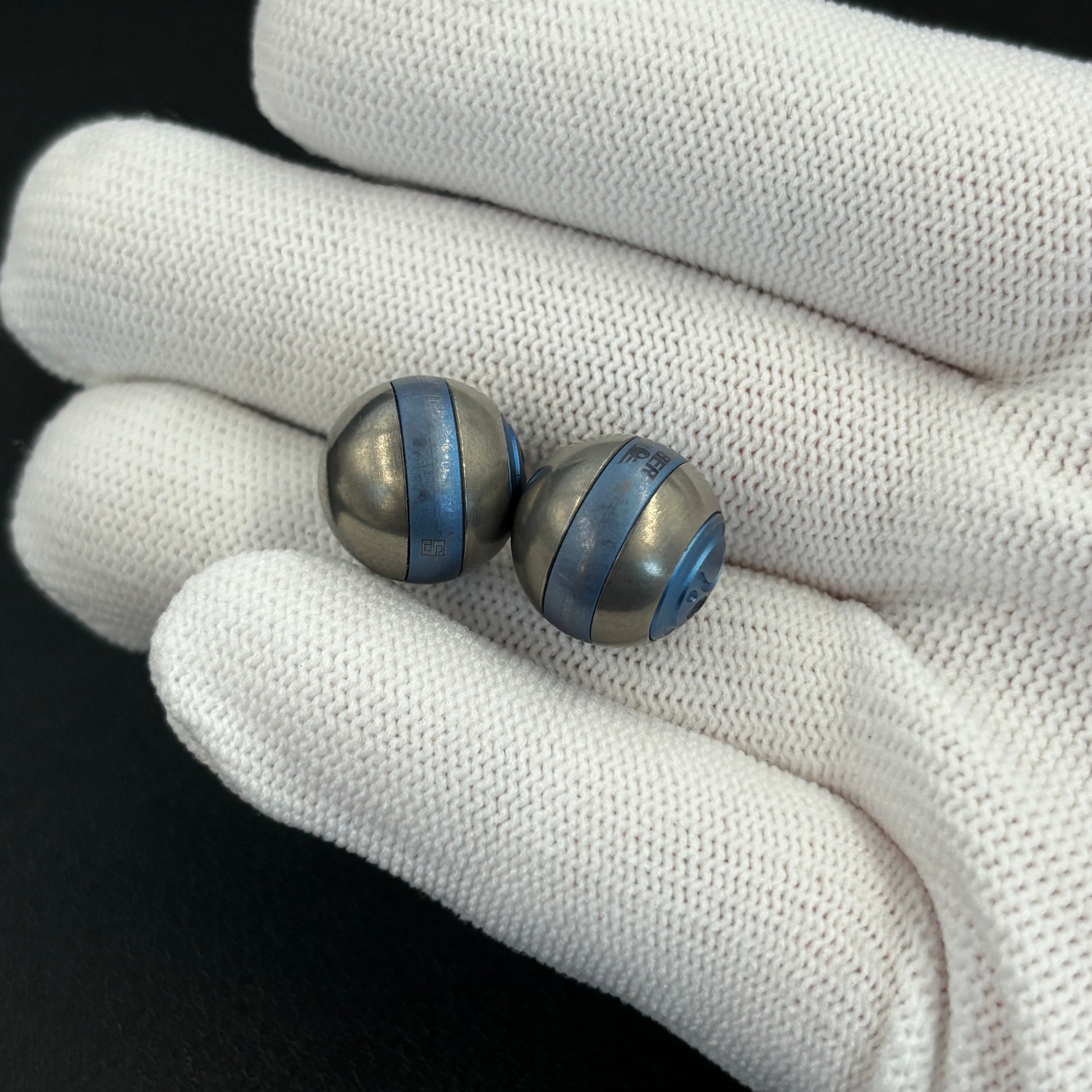 Cyber Ball Titanium