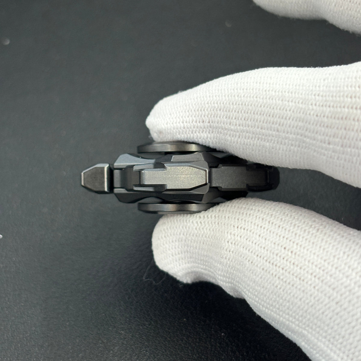 Haze Shell Opening Zirconium Stonewashed